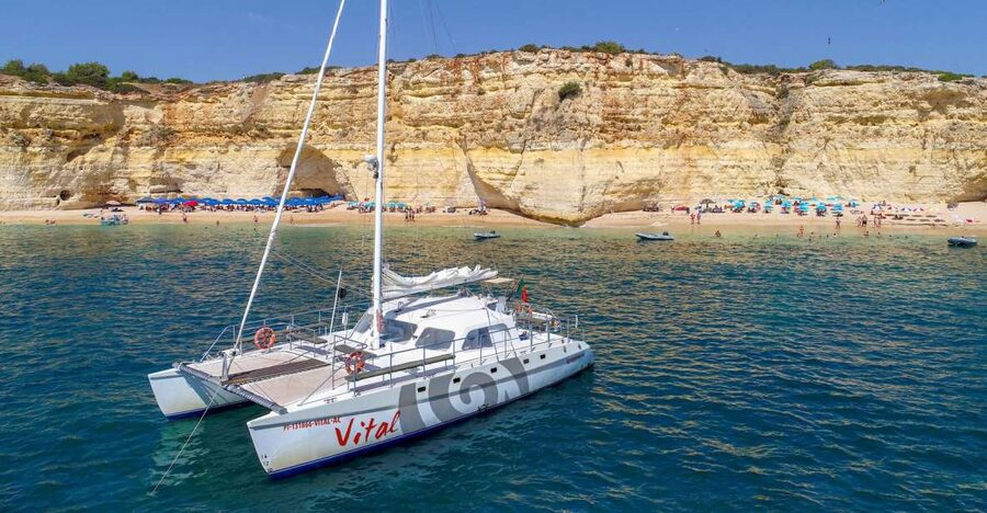 Vilamoura: Guided Sightseeing Cruise with Beach BBQ & Drinks - Vilamoura to Benagil: the views are the main event